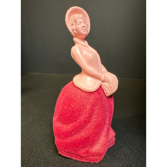 Vintage Avon Skater’s Waltz Moonwind Cologne Figurine Bottle 4 oz - Picture 6 of 9